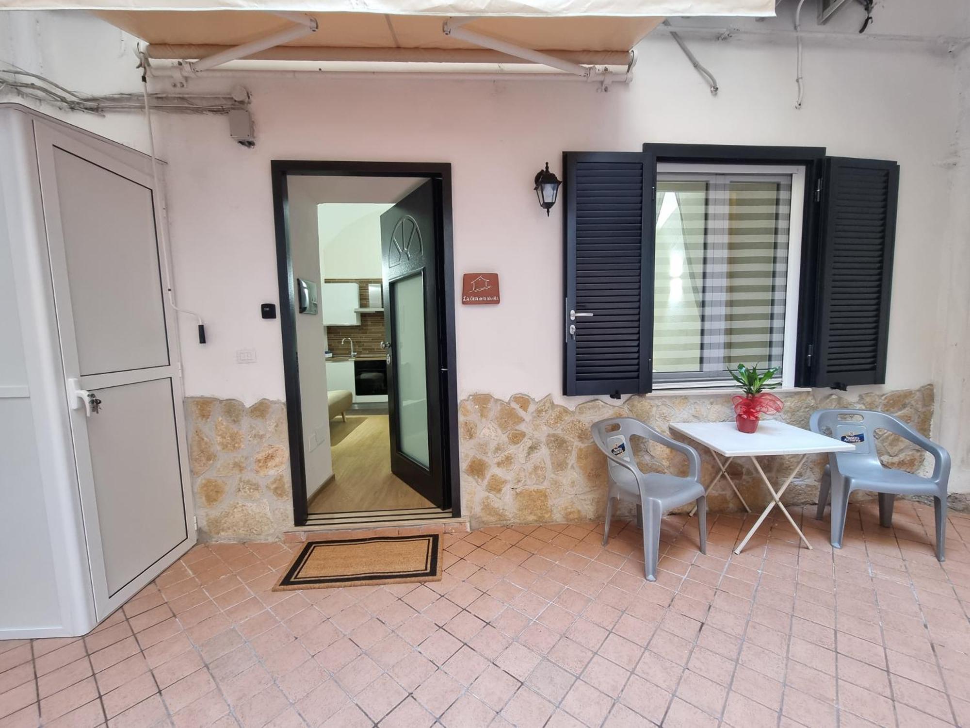 La Casa De La Abuelita Nápoles